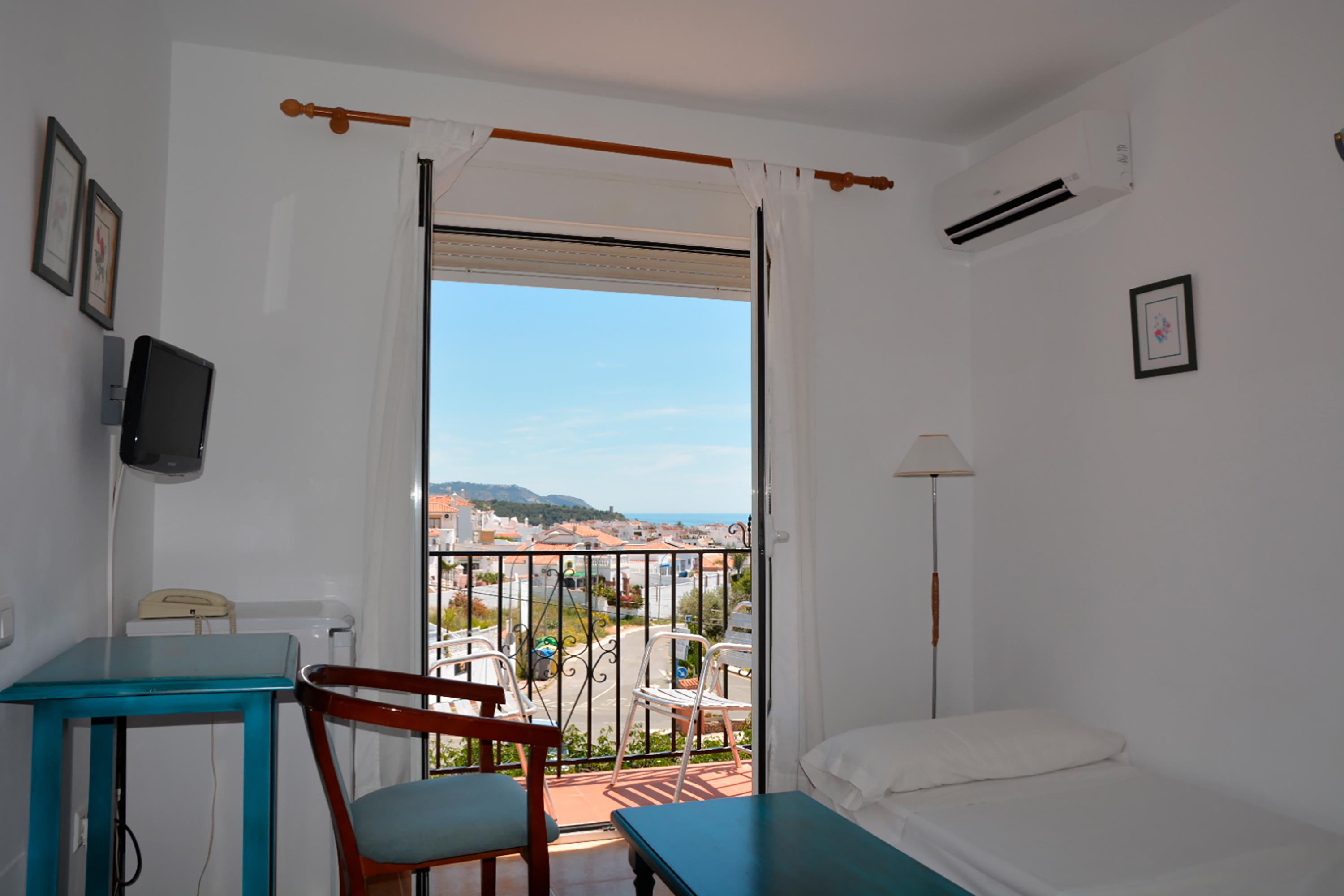 Hotel Al-Andalus Nerja Exterior photo