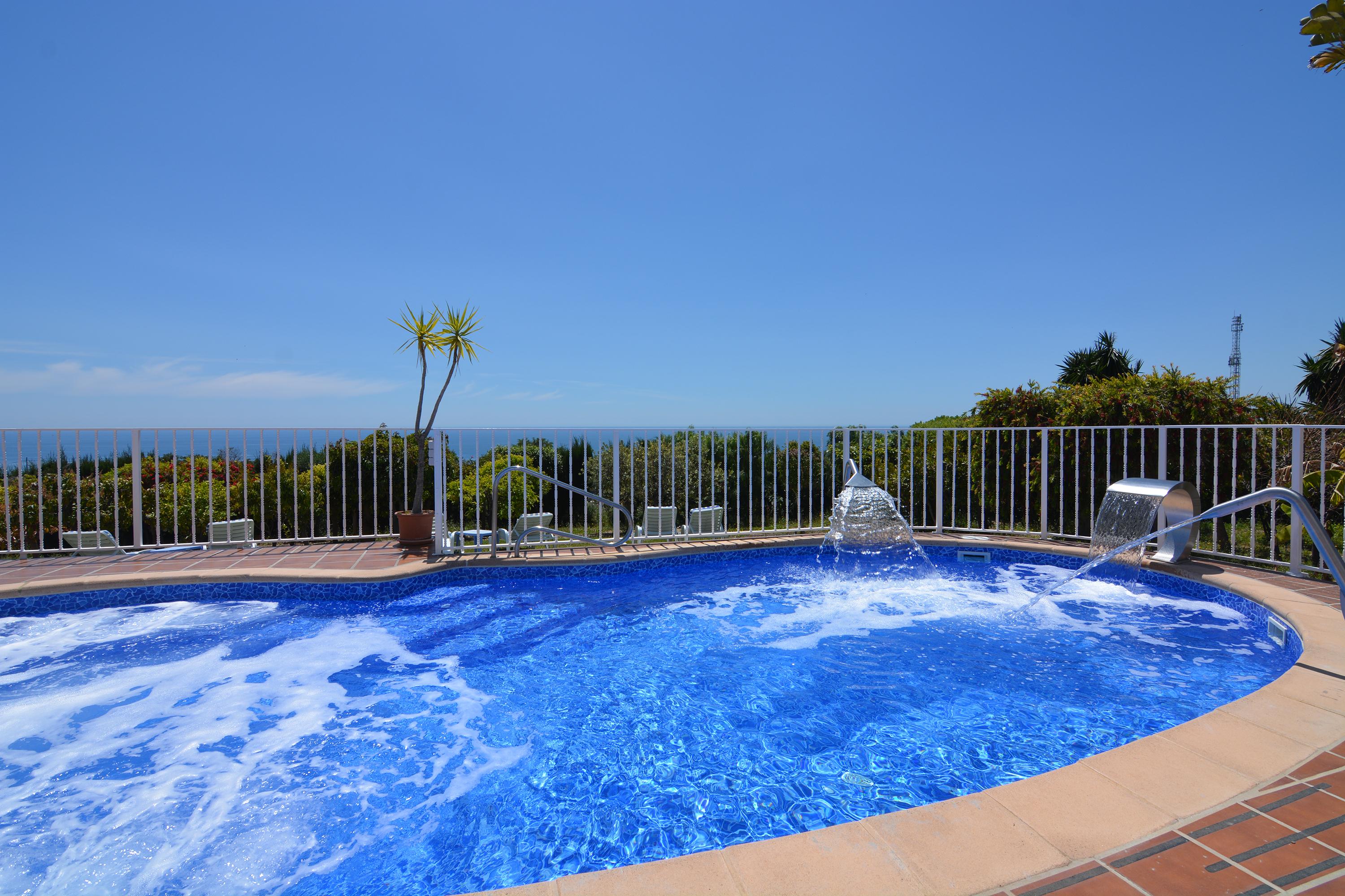 Hotel Al-Andalus Nerja Exterior photo