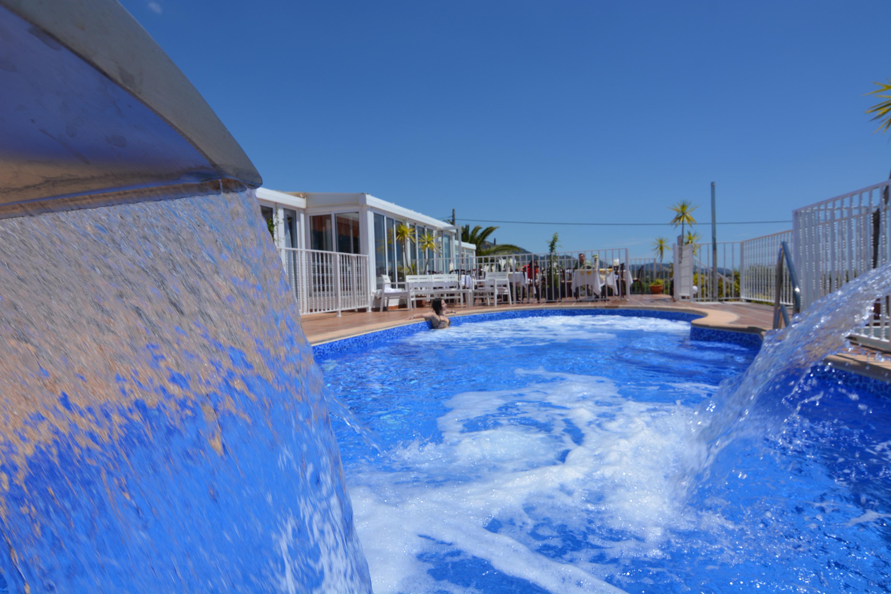 Hotel Al-Andalus Nerja Exterior photo