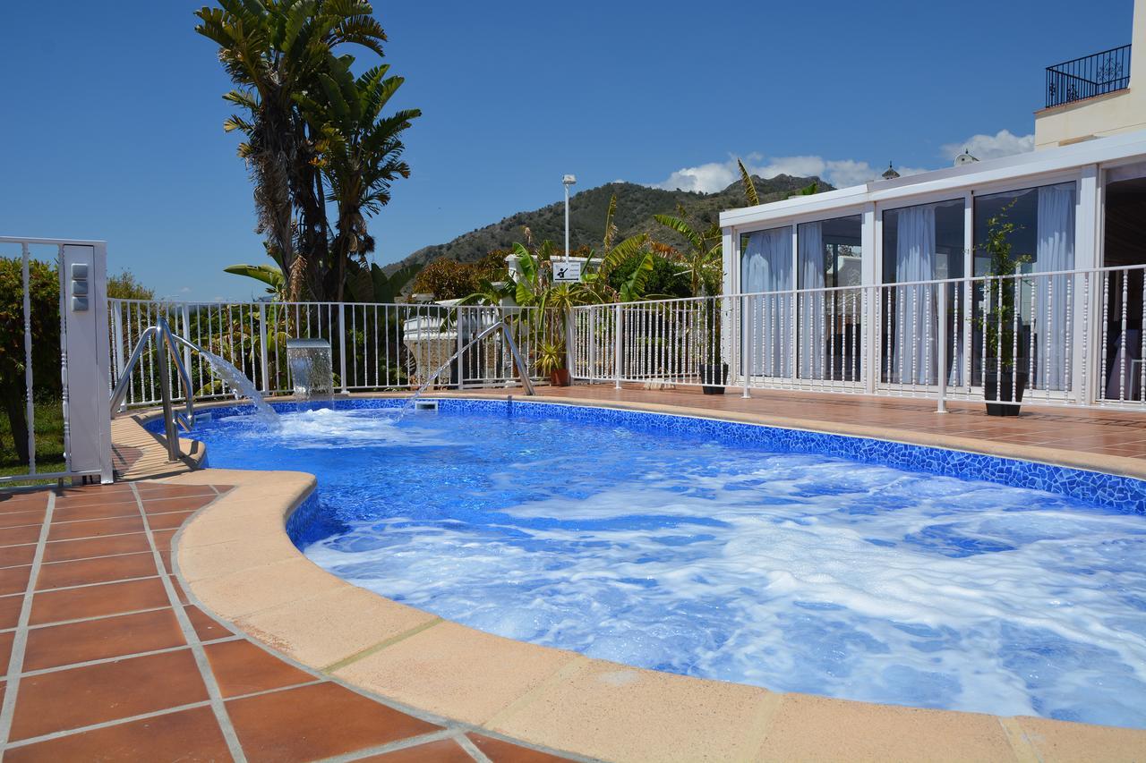 Hotel Al-Andalus Nerja Exterior photo